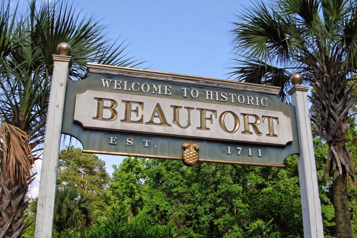 Beaufort-Transportation- Transportation skillz-car service-palmetto hoopty service-taxi Beaufort SC-savannah ga ta beaufort sc-transportation skillz beaufort sc-savannah airport ta beaufort sc-savannah ta beaufort sc- chauffeured transportation In Beaufort